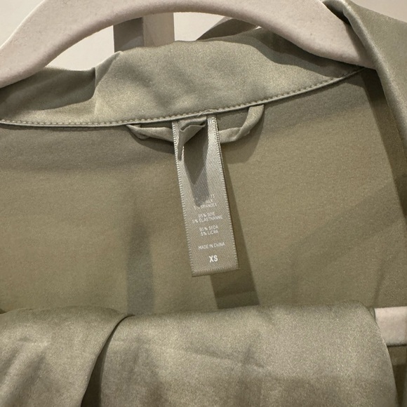 SKIMS Silk Pajama Set XS TALC Green Pant & Button Up Shirt Stretch Silk - Picture 3 of 12